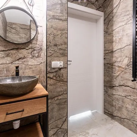 Port 77 Krynica Morska