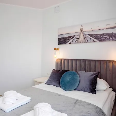 Port 77 Affittacamere 3*