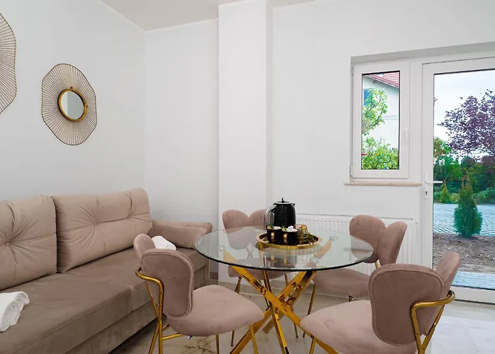 Port 77 Guest house 3*