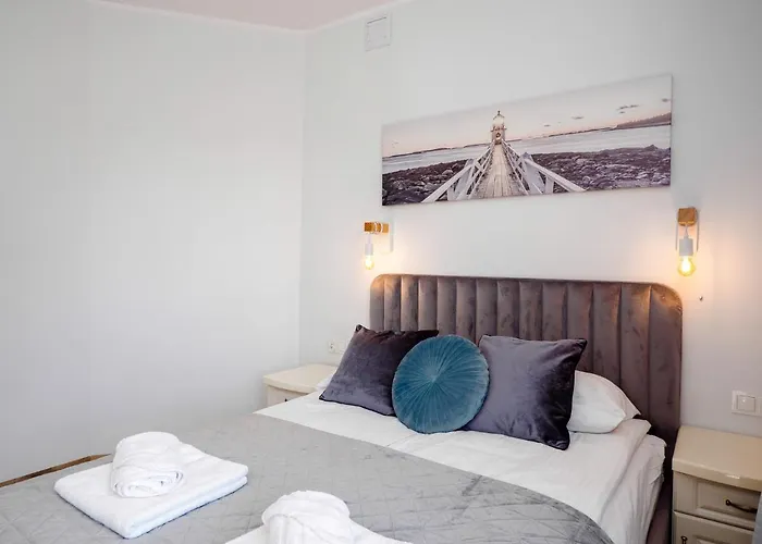 Port 77 Guest house 3*